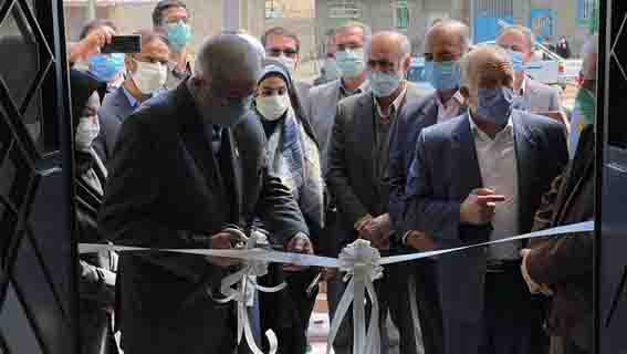 در راستای ایفای مسئولیت‌های اجتماعی؛ بانک پاسارگاد ۲ کتابخانه دیگر در استان همدان افتتاح کرد