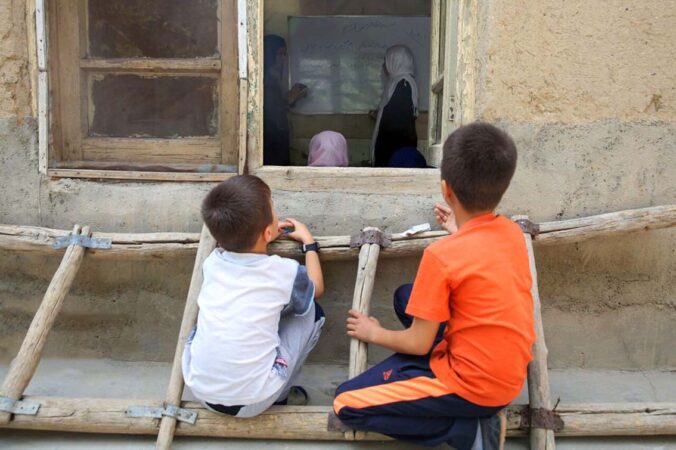 افزایش کودکان بازمانده از تحصیل؛ زنگ خطری برای آینده آموزش کشور افزایش کودکان بازمانده از تحصیل؛ زنگ خطری برای آینده آموزش کشور