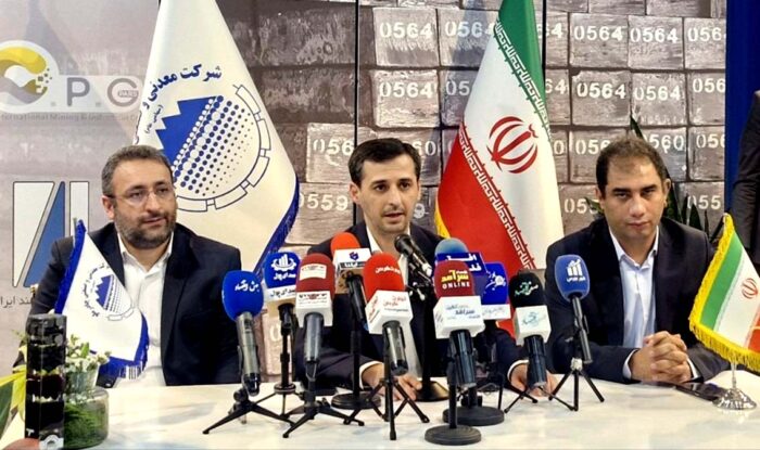چادرملو در مسیر تحول پایدار / رشد ۶۱ درصدی درآمد، توسعه انرژی‌های نو و نوآوری مالی