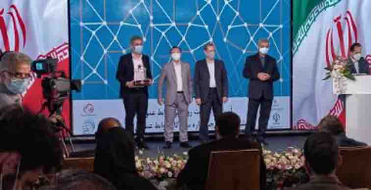 نشان ستاره ملی روابط عمومی ایران به بیمه باران تعلق گرفت