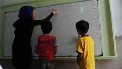 ساخت مدرسه برای کودکان کار در تهران/۱۰۰۰ مدرسه آجری جایگزین مدارس کانکسی می شود
