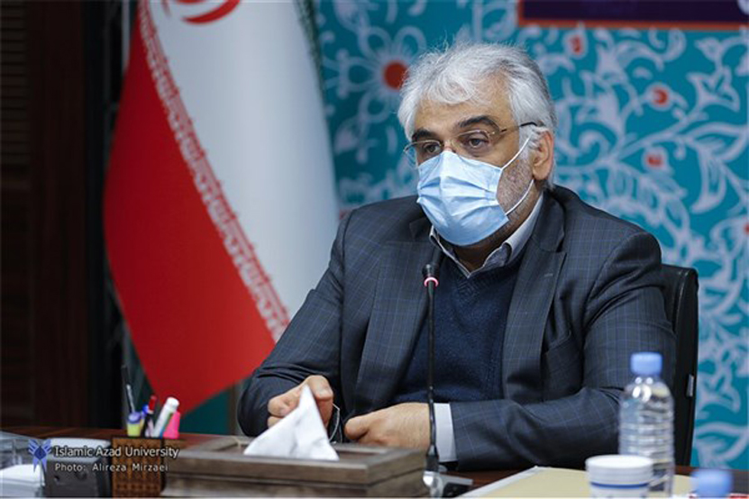 رئیس دانشگاه آزاد اسلامی ساخت و آغاز تست انسانی واکسن کرونای ستاد اجرایی فرمان امام را تبریک گفت