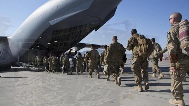 آمریکا ۳۰۰۰ نیرو برای خارج کردن کارمندان سفارتش، به کابل می‌فرستد