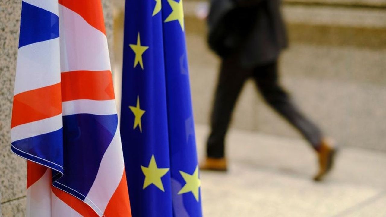 اتحادیه اروپا و انگلیس همچنان در تقلا برای دستیابی به توافق پسابرگزیت