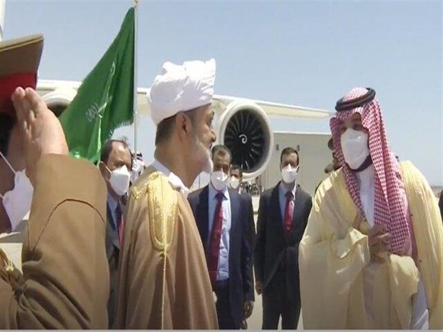 استقبال باشکوه بن سلمان از سلطان عمان