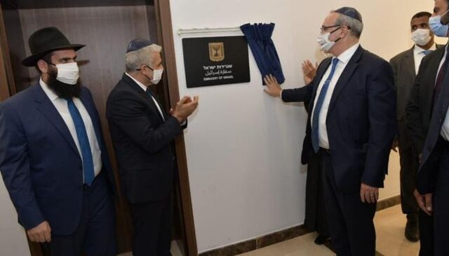 افتتاح سفارت رژیم صهیونیستی در ابوظبی/ لاپید: خاورمیانه خانه ماست، هیچ‌جا نمی‌رویم