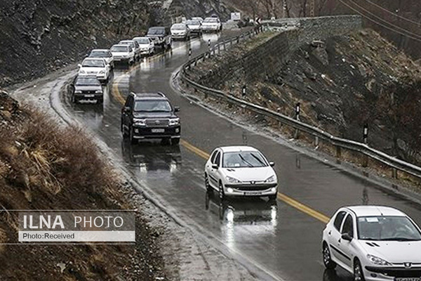 بارش برف و باران در محورهای مواصلاتی ۱۰ استان کشور