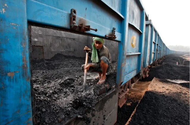 برنامه‌ریزی راه‌اندازی بیش از ۴۰۰ معدن زغال‌سنگ