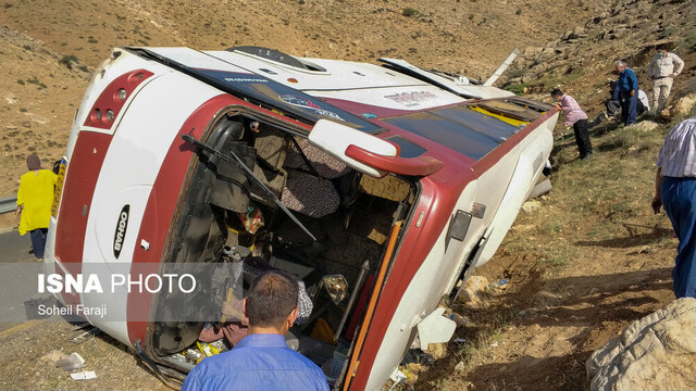 تردد اتوبوس خبرنگاران ممنوع بود!