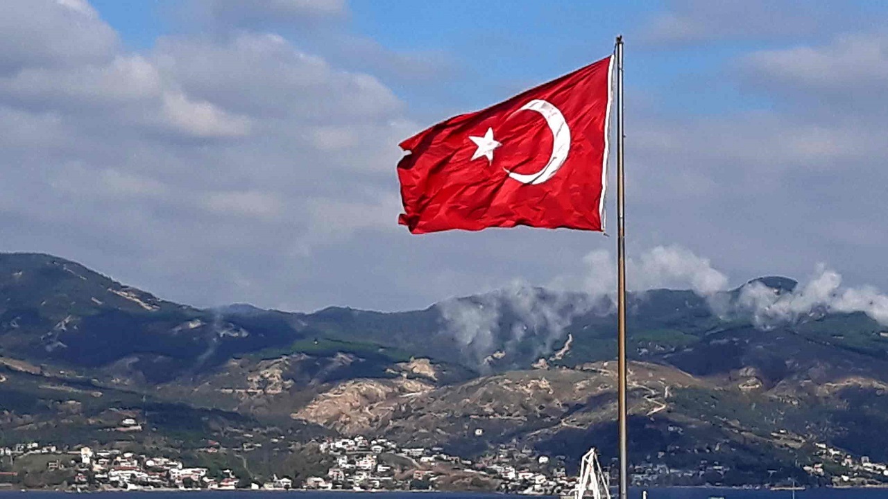 ترکیه در پی صادرات سلاح به تونس است