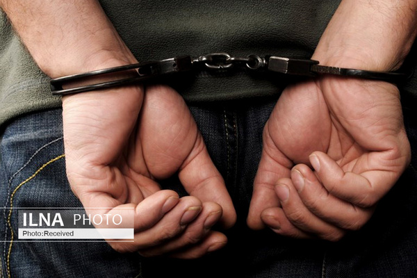توزیع داروهای خارج از شبکه سلامت در تهران/ کارمند داروخانه متخلف دستگیر شد