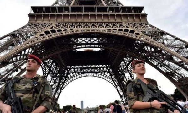 دستور پلیس پاریس برای تعطیلی مغازه‌ها در روز نکبت فلسطین