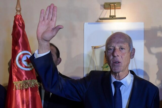 رئیس جمهور تونس در گفتگو با بلینکن: اقداماتم “قانونی” است