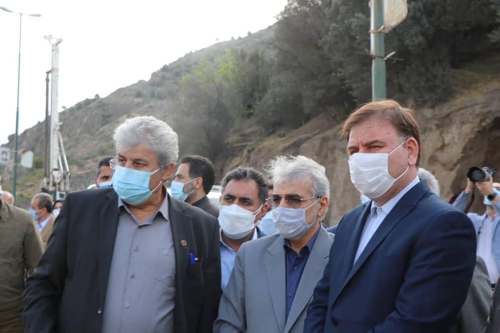رییس سازمان برنامه و بودجه از پروژه آزادراه رشت-قزوین بازدید کرد