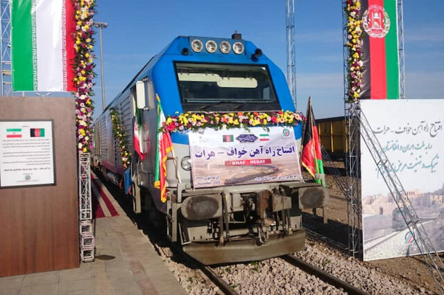 ششمن مرز ریلی کشور افتتاح شد/ برقراری اتصال ریلی ایران و افغانستان برای نخستین بار