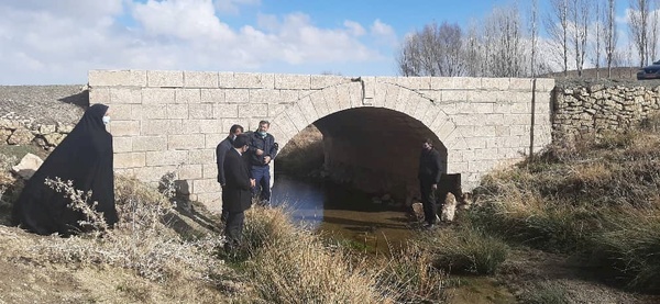 شناسایی یک پل تاریخی قدیمی در بخش گلتپه از توابع کبودرآهنگ شناسایی یک پل تاریخی قدیمی در بخش گلتپه از توابع کبودرآهنگ