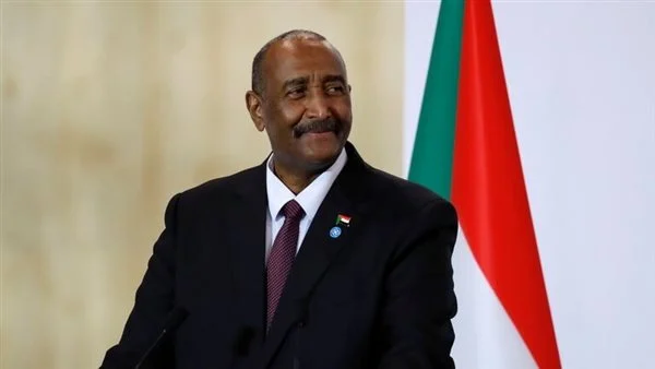 فرمانده نیروهای مسلح سودان: کودتا نکردیم و حمدوک در منزل من مهمان است