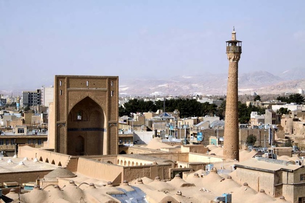 مجوزی برای ورود به عرصه و حریم مسجد جامع سمنان داده نمی‌شود