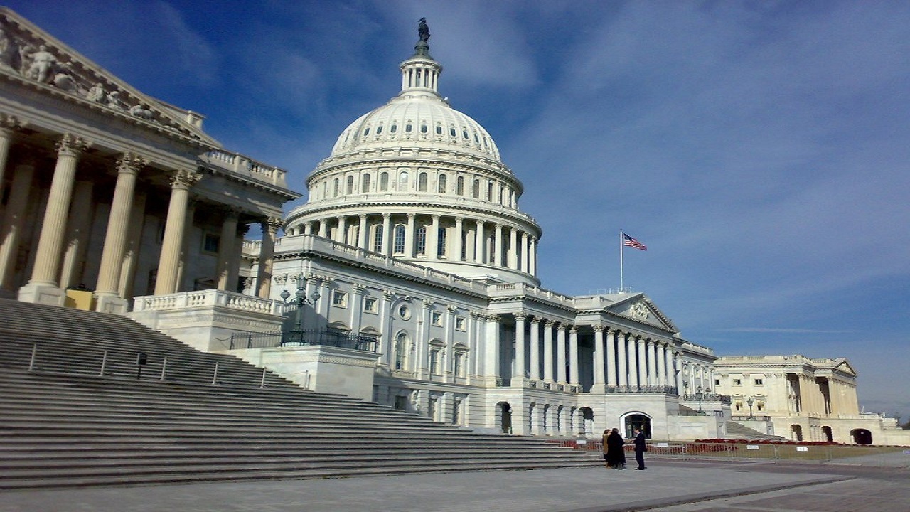 نظرسنجی: جمهوری‌خواهان مقصر تصویب نشدن طرح حمایتی در کنگره هستند