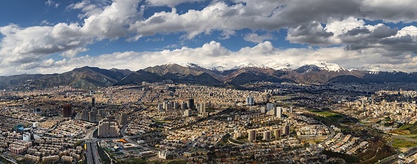 هوای تهران قابل قبول است/ پیش‌بینی افزایش غلظت آلاینده‌ها در صبح سه‌شنبه