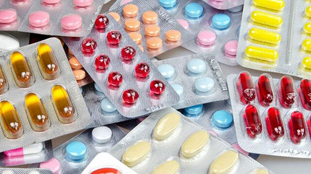 واردات دارو تا پایان سال نصف می‌شود