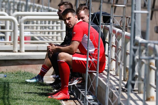 وکیل بودیمیر: پرسپولیس تا ١٢ بهمن پول ندهد، از نقلوانتقالات محروم میشود/ راه مذاکره بسته است وکیل بودیمیر: پرسپولیس تا ١٢ بهمن پول ندهد، از نقلوانتقالات محروم میشود/ راه مذاکره بسته است