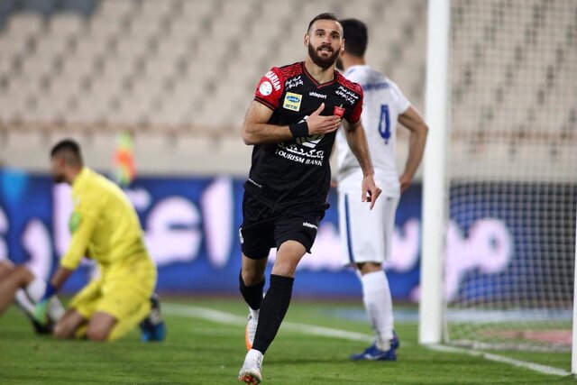 پرسپولیس استقلال را پایین کشید/ یحیی قهرمانی نیمفصل را رها نمیکند پرسپولیس استقلال را پایین کشید/ یحیی قهرمانی نیمفصل را رها نمیکند