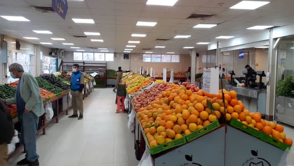 کاهش قیمت‌های بازار سبزیجات و صیفی‌جات در میادین میوه و تره‌بار