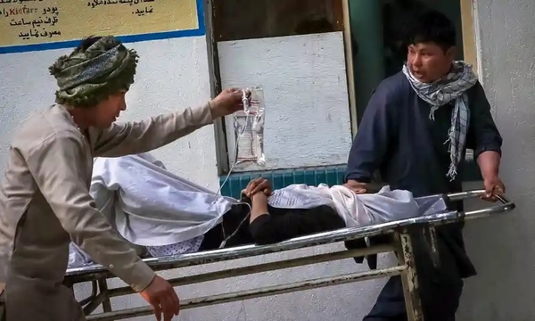 ۱۲ کشته در پی انفجار بمب در مسجدی در شمال کابل ۱۲ کشته در پی انفجار بمب در مسجدی در شمال کابل