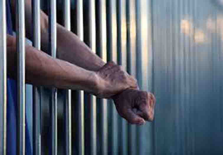 آزادی ۹ زندانی با کمک کادر درمان