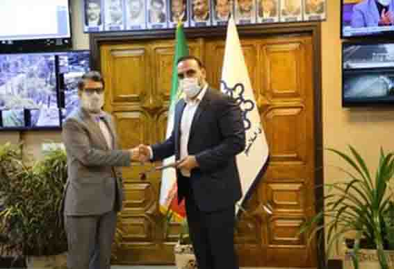امضای تفاهم‌نامه مهندسی و اجرای تجهیزات مترو اسلام‌شهر با گروه مپنا