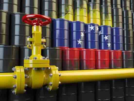 استفاده از میعانات ایران به تولید نفت ونزوئلا کمک می‌کند